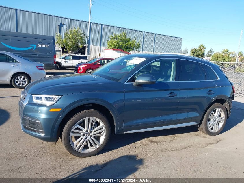 2018 Audi Q5 2.0T Premium/2.0T Tech Premium VIN: WA1BNAFY4J2127461 Lot: 40682041