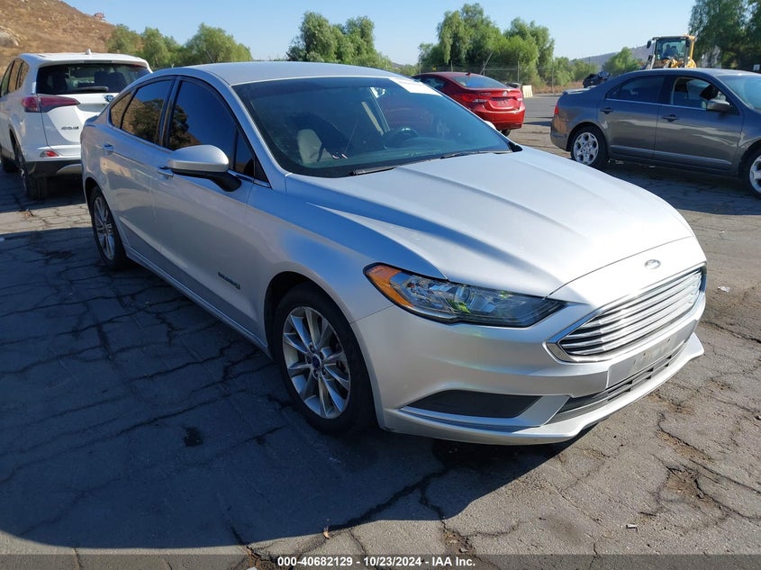 FORD FUSION HYBRID SE 2017