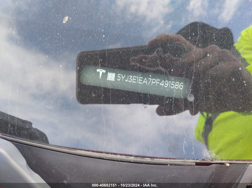 2023 Tesla Model 3 Rear-Wheel Drive VIN: 5YJ3E1EA7PF491586 Lot: 40682151