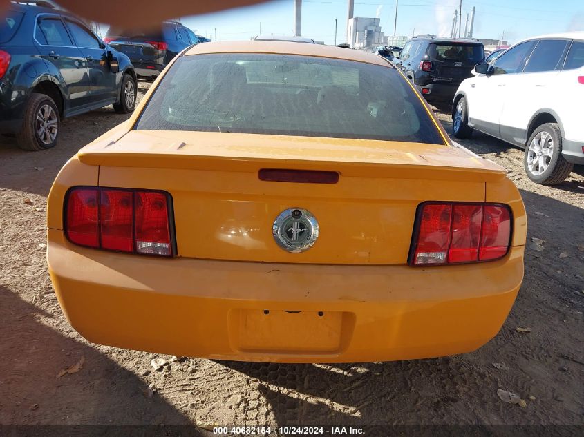 2008 Ford Mustang V6 Deluxe/V6 Premium VIN: 1ZVHT80N185193503 Lot: 40682154