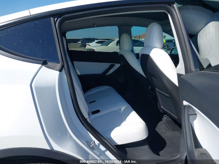 2021 TESLA MODEL Y U   U(VIN: 5YJYGDEE8MF299609