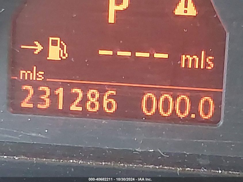 2006 BMW 530I VIN: WBANE73506CM32194 Lot: 40682211