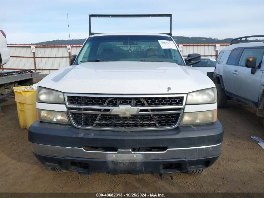 2007 Chevrolet Silverado 2500Hd Classic Work Truck VIN: 1GCHK24U27E192749 Lot: 40682313