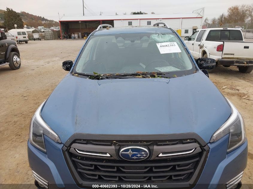 2022 Subaru Forester Touring VIN: JF2SKARC8NH528398 Lot: 40682393