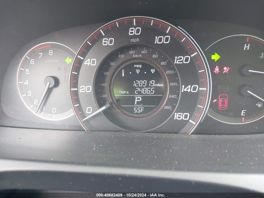 2015 HONDA ACCORD VIN: 1HGCR2F50FA134156