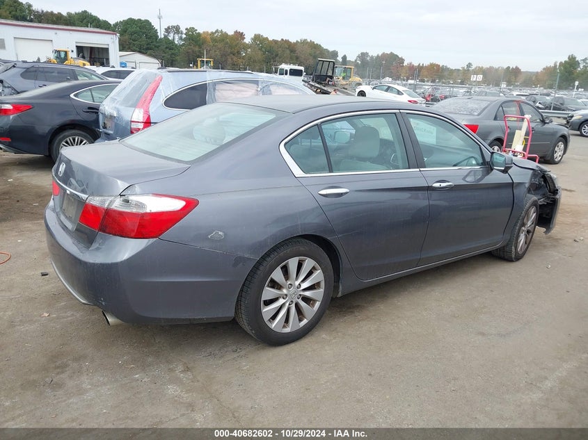 Image 4 of 2014 HONDA ACCORD  salvage vehicle - Lot #40682602 at IAAI