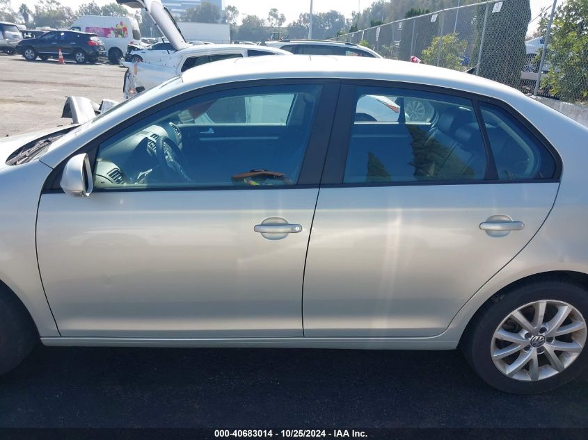 2010 Volkswagen Jetta Limited Edition VIN: 3VWRZ7AJ6AM165091 Lot: 40683014