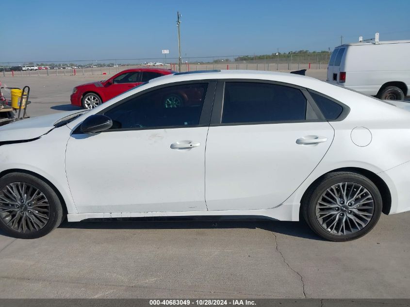 2022 Kia Forte Gt Line VIN: 3KPF54AD1NE483596 Lot: 40683049