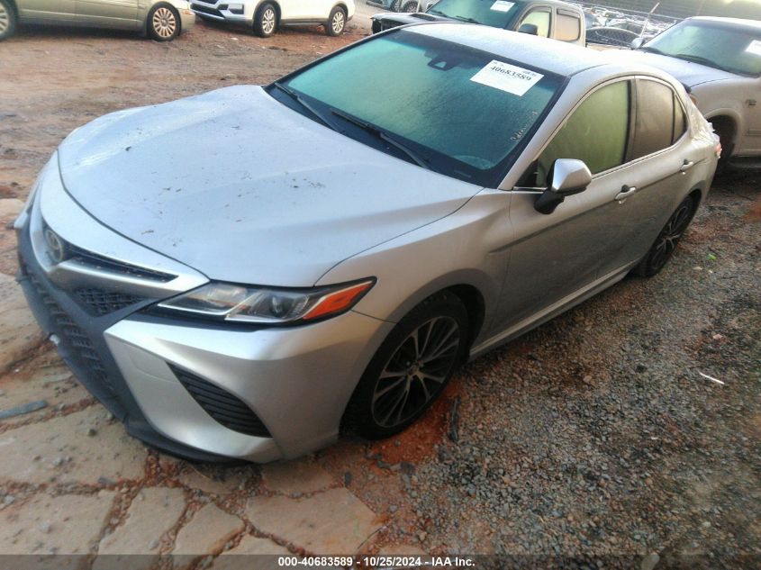 VIN JTNB11HK4J3008969 2018 TOYOTA CAMRY no.2