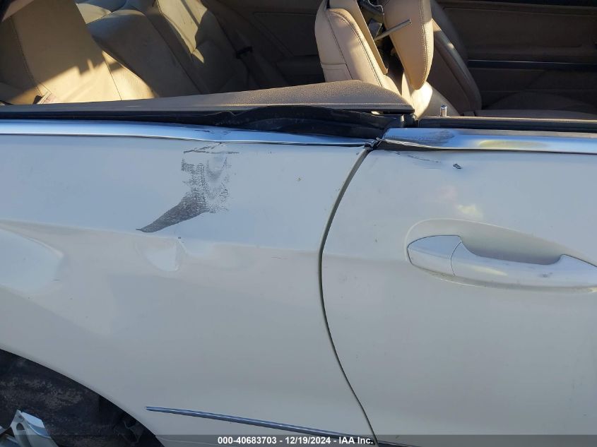 2011 Mercedes-Benz E 350 VIN: WDDKJ5GB2BF072981 Lot: 40683703