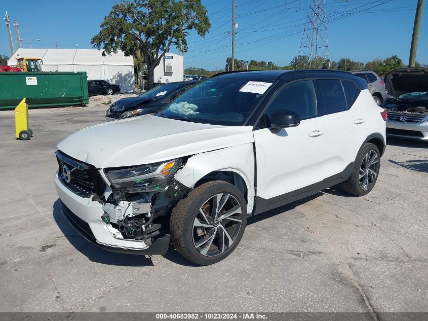 2020 Volvo Xc40 T5 R-Design VIN: YV4162UM4L2348854 Lot: 40683982