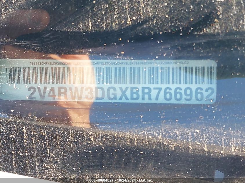 2011 Volkswagen Routan Se VIN: 2V4RW3DGXBR766962 Lot: 40684027