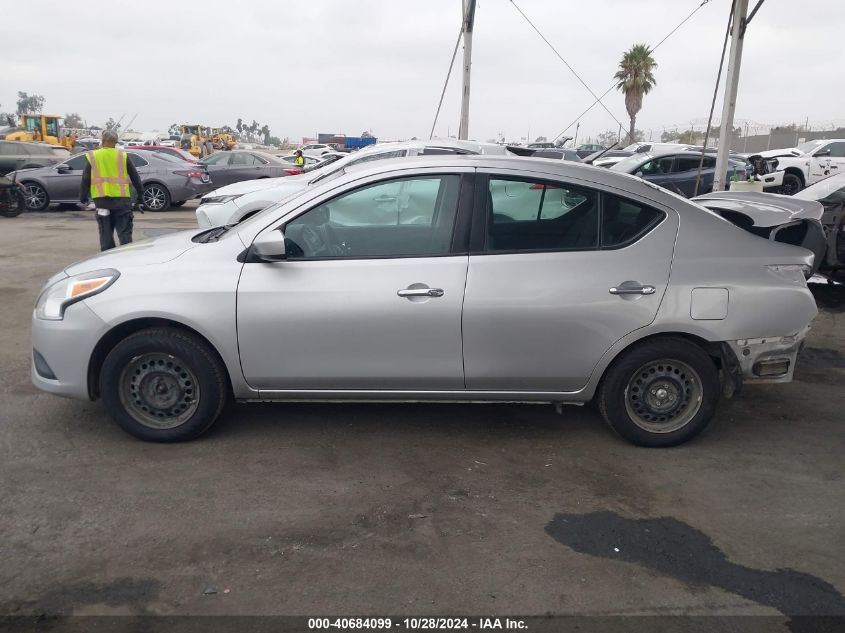 2016 Nissan Versa 1.6 S/1.6 S+/1.6 Sl/1.6 Sv VIN: 3N1CN7AP7GL895702 Lot: 40684099