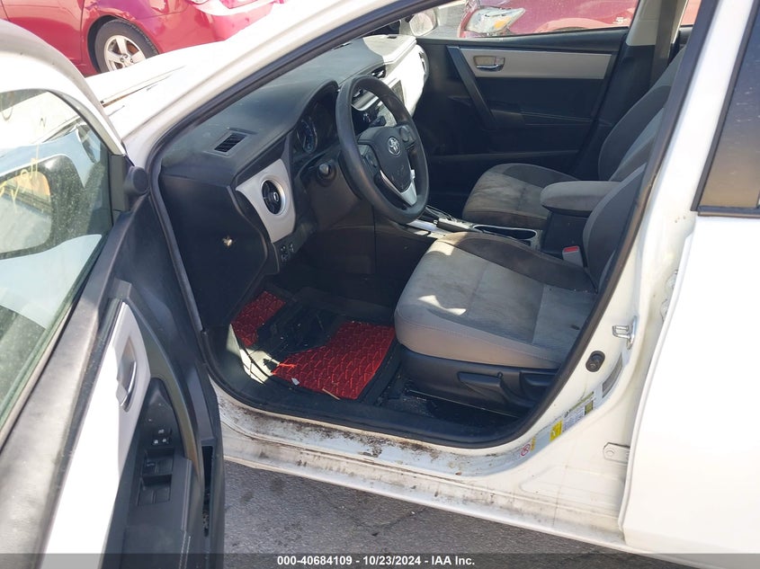 VIN 2T1BURHEXKC146660 2019 TOYOTA COROLLA LE