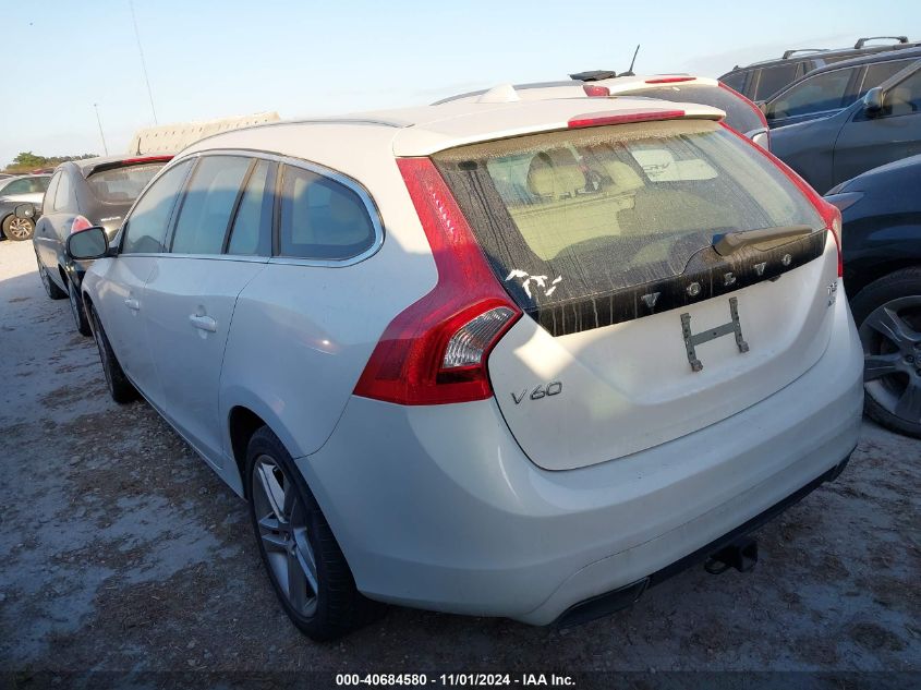 VIN YV1612SD7F1204147 2015 Volvo V60, T5 Platinum no.3