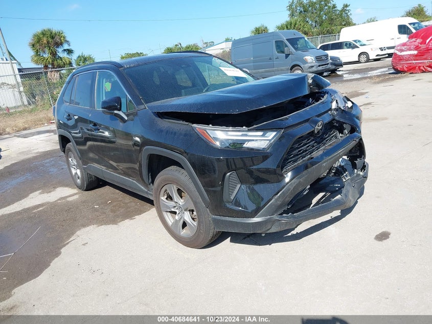 VIN 2T3P1RFV4NW299238 2022 TOYOTA RAV4 XLE