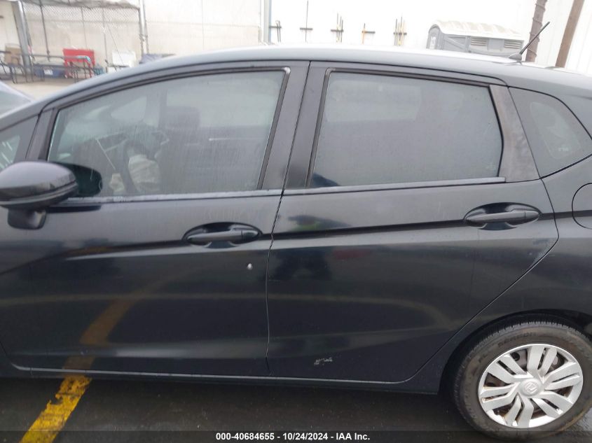 2015 Honda Fit Lx VIN: 3HGGK5H5XFM786869 Lot: 40684655