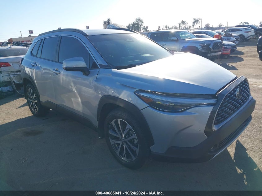 VIN 7MUDAAAGXPV061160 2023 TOYOTA COROLLA CROSS XLE