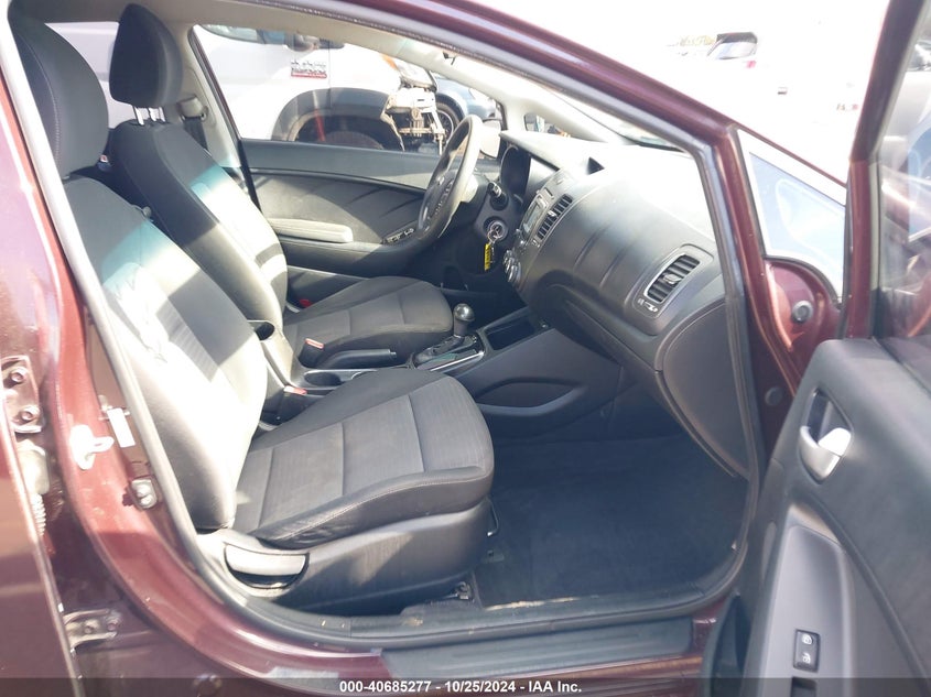 2017 KIA FORTE LX - 3KPFL4A78HE148758