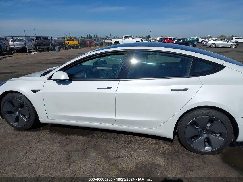 2022 Tesla Model 3 Long Range Dual Motor All-Wheel Drive VIN: 5YJ3E1EB8NF137226 Lot: 40685283