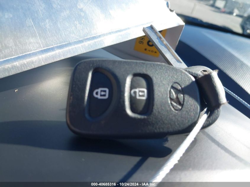 2013 Hyundai Accent Gs VIN: KMHCT5AE2DU106262 Lot: 40685316