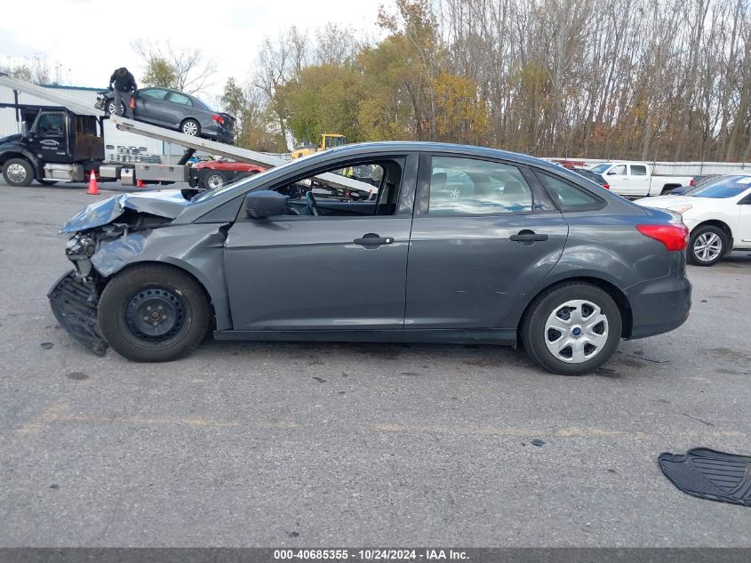 2017 Ford Focus S VIN: 1FADP3E2XHL229374 Lot: 40685355