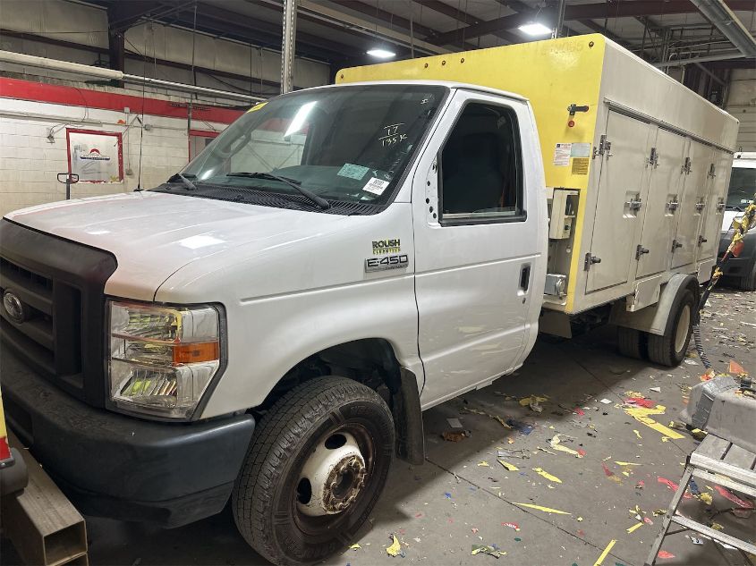 2017 Ford E-450 Cutaway VIN: 1FDXE4FSXHDC69610 Lot: 40685596