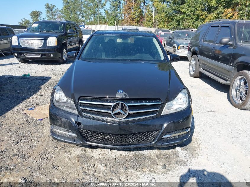 2012 Mercedes-Benz C 300 Luxury 4Matic/Sport 4Matic VIN: WDDGF8BB8CR236069 Lot: 40685700