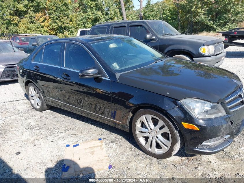 2012 Mercedes-Benz C 300 Luxury 4Matic/Sport 4Matic VIN: WDDGF8BB8CR236069 Lot: 40685700