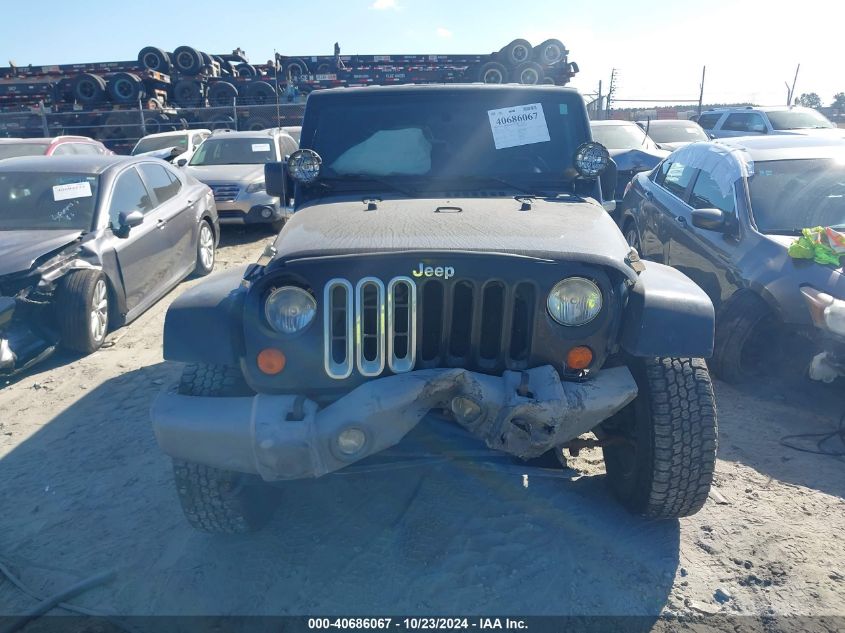 2007 Jeep Wrangler Unlimited Sahara VIN: 1J4GA591X7L156084 Lot: 40686067