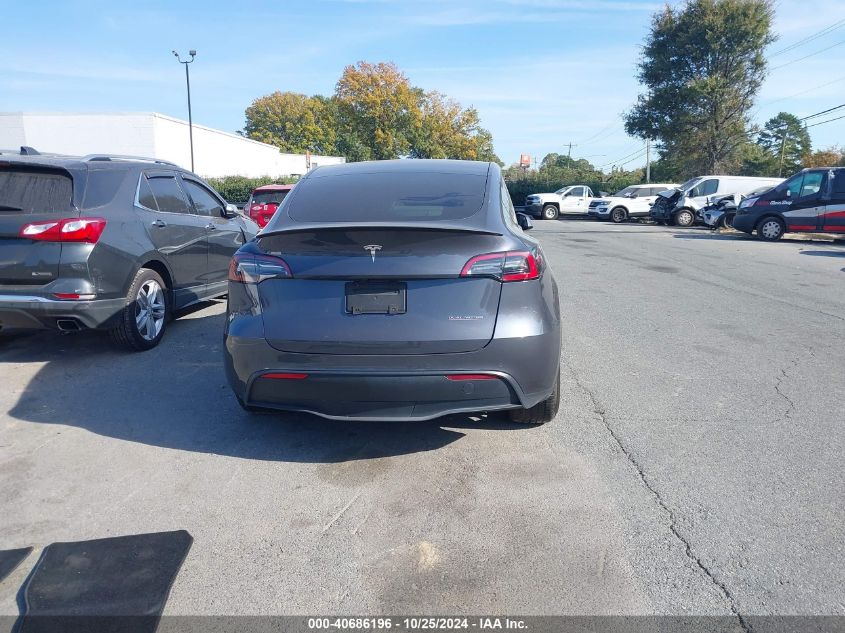 2022 Tesla Model Y Performance Dual Motor All-Wheel Drive VIN: 7SAYGDEF1NF368587 Lot: 40686196