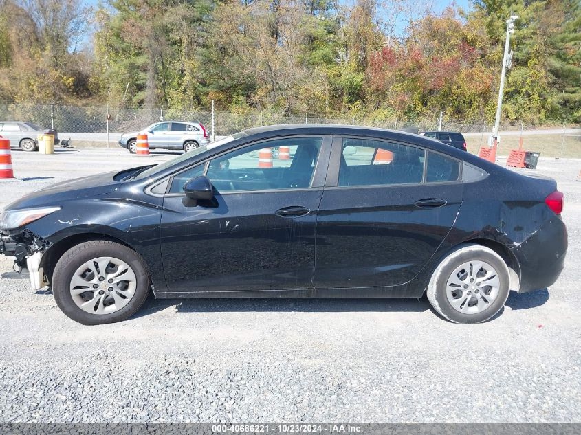 2019 Chevrolet Cruze Ls VIN: 1G1BC5SM0K7148701 Lot: 40686221