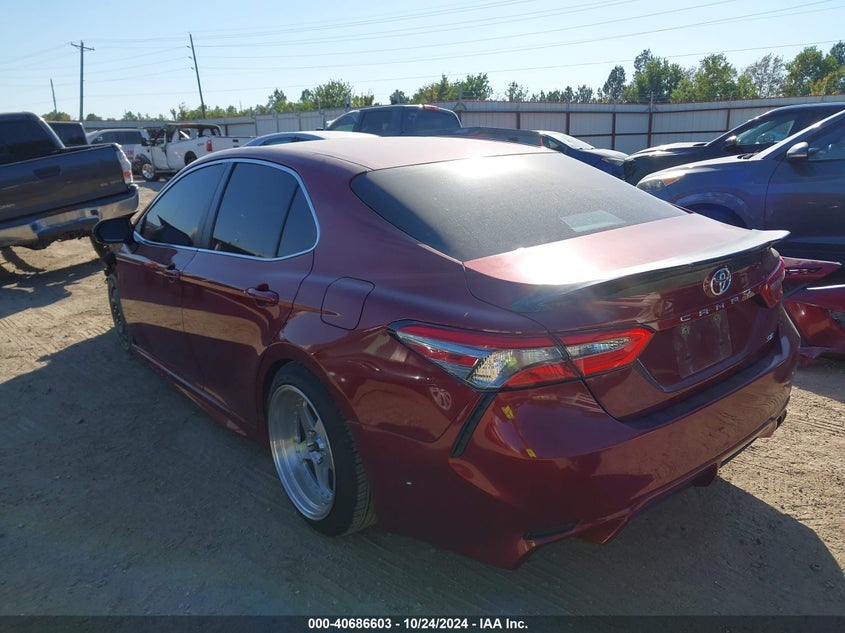 2018 TOYOTA CAMRY VIN: 4T1B11HK7JU633263