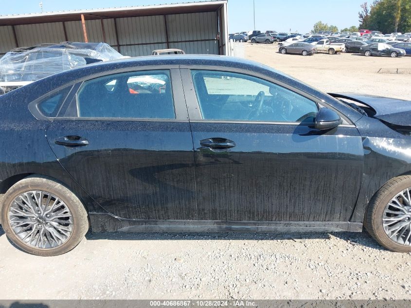 2024 Kia Forte Gt-Line VIN: 3KPF54AD3RE819688 Lot: 40686867