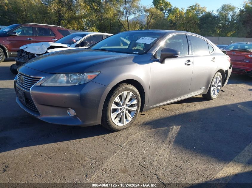 VIN JTHBW1GGXD2013119 2013 LEXUS ES 300H no.2