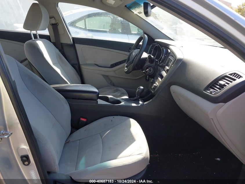 2013 KIA OPTIMA VIN: KNAGM4A71D5400855