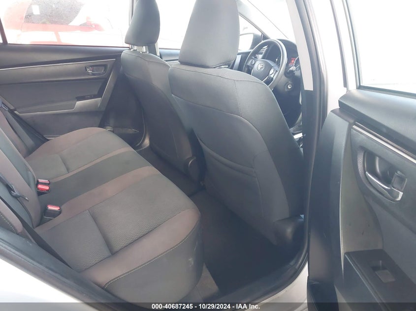 VIN 2T1BURHE1JC073077 2018 TOYOTA COROLLA LE