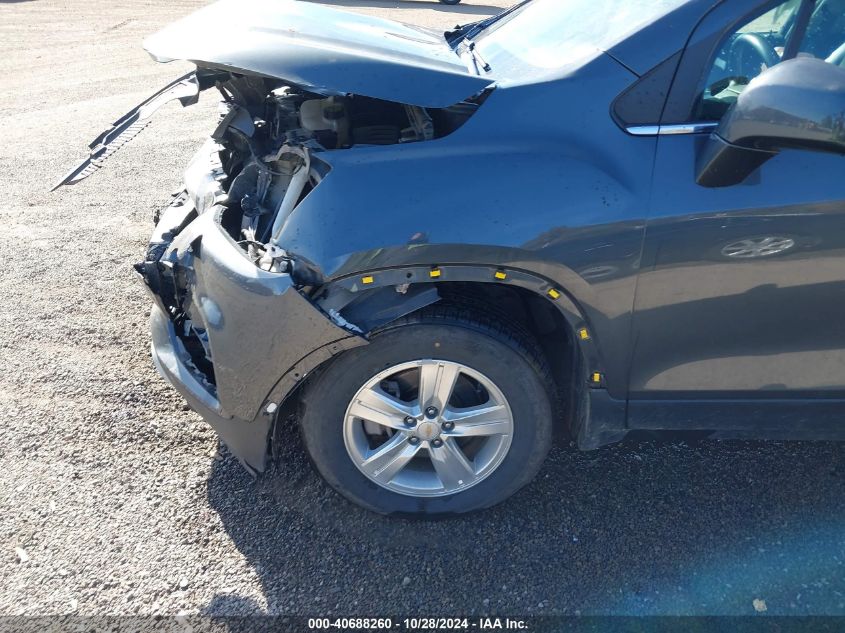 VIN KL7CJPSB6JB662556 2018 CHEVROLET TRAX LT