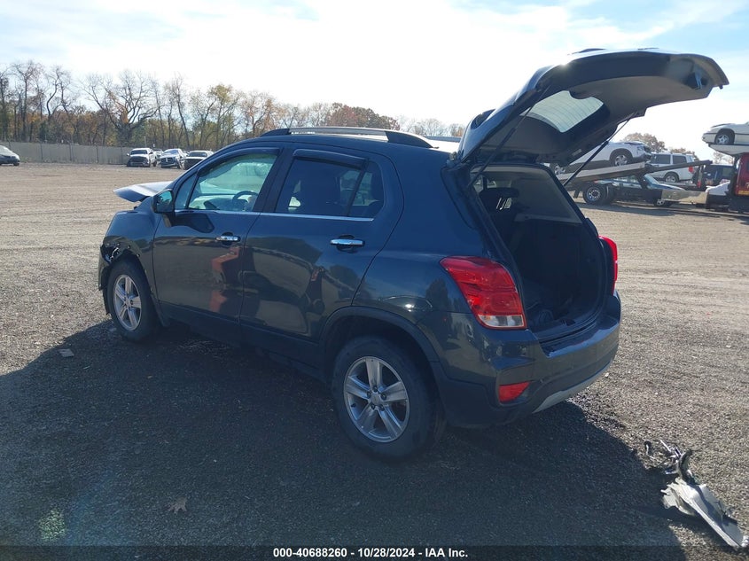 VIN KL7CJPSB6JB662556 2018 CHEVROLET TRAX LT