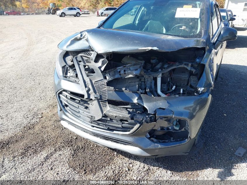 VIN KL7CJPSB6JB662556 2018 CHEVROLET TRAX LT