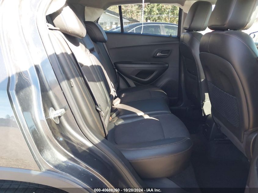 VIN KL7CJPSB6JB662556 2018 CHEVROLET TRAX LT