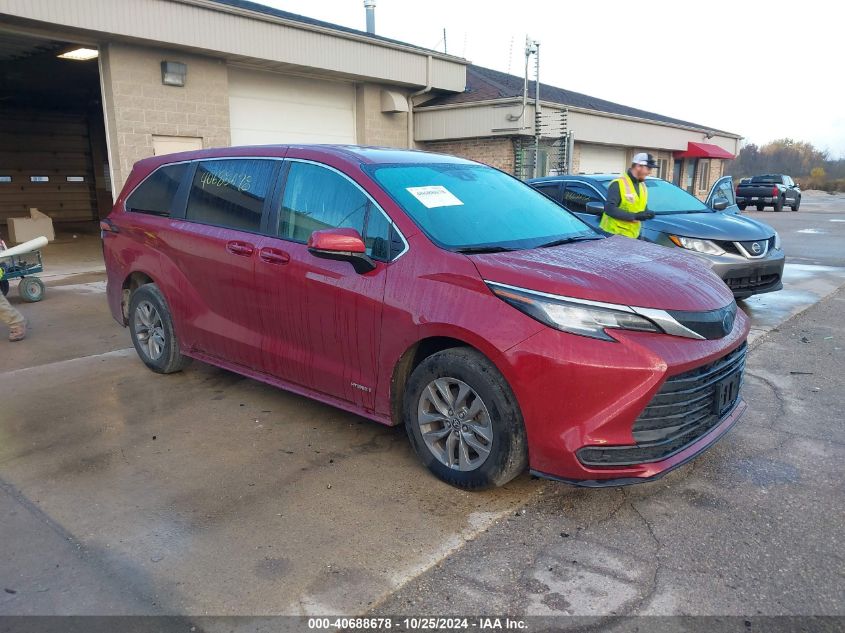 VIN 5TDKRKEC9MS043252 2021 Toyota Sienna, LE no.1