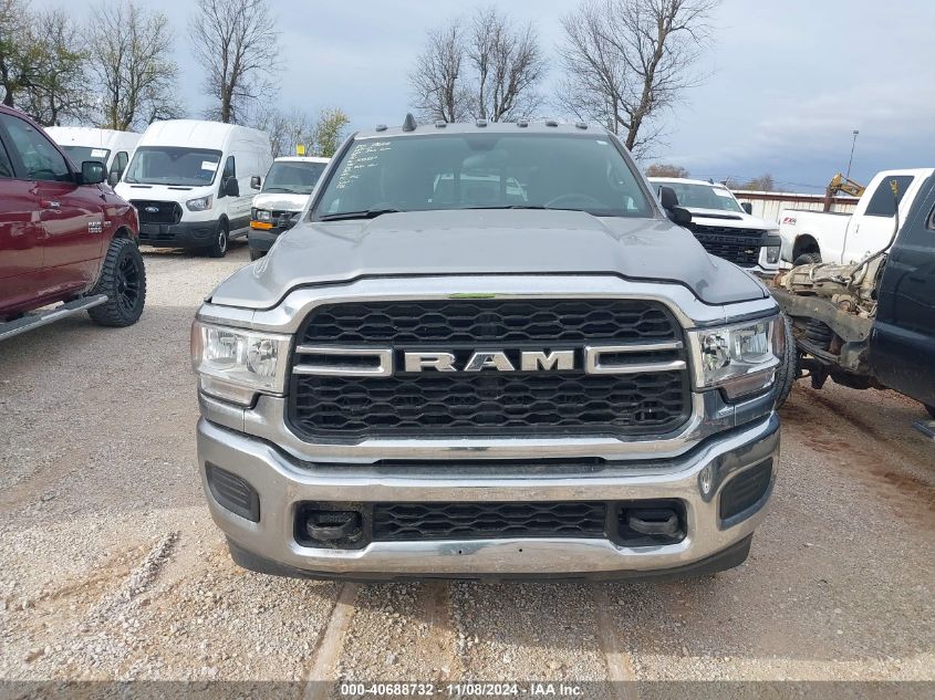 2022 Ram 3500 Tradesman 4X4 8' Box VIN: 3C63RRGL8NG414998 Lot: 40688732