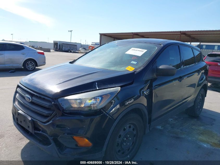 2018 Ford Escape S VIN: 1FMCU0F72JUC33888 Lot: 40689000