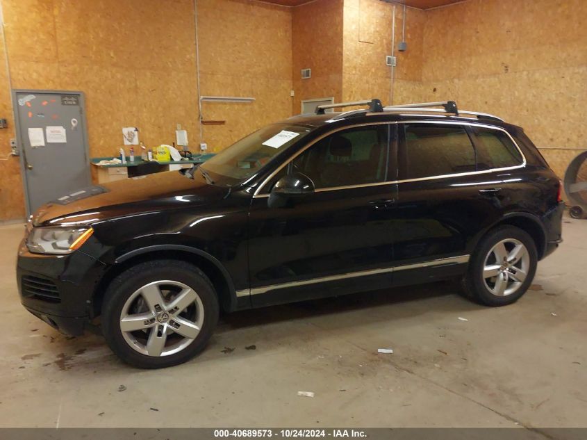 2013 Volkswagen Touareg Tdi Lux VIN: WVGEP9BPXDD011811 Lot: 40689573