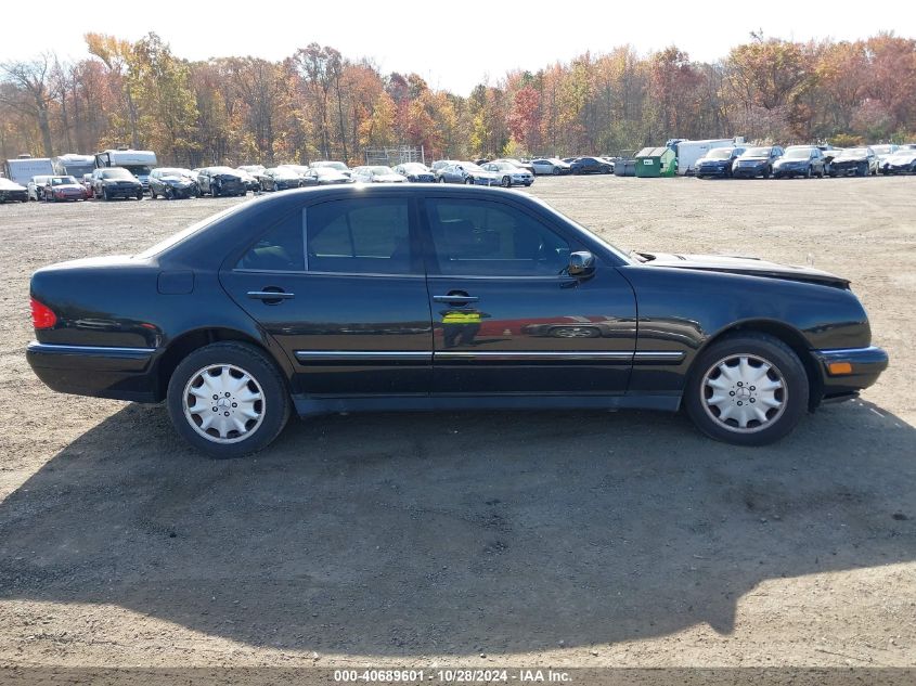 1999 Mercedes-Benz E 320 VIN: WDBJF65H0XA803057 Lot: 40689601