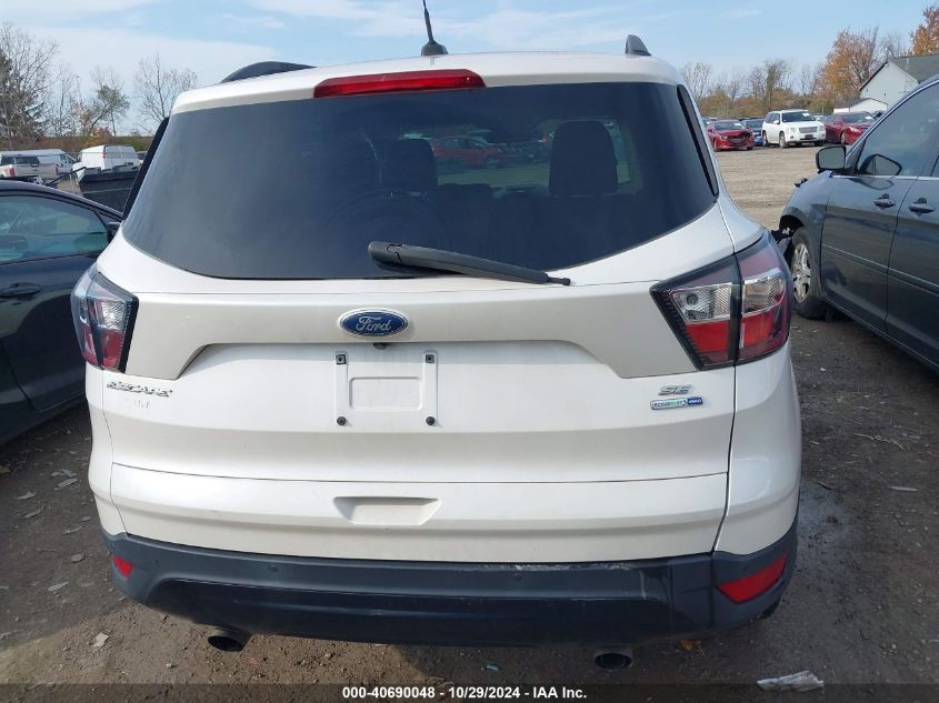 2017 Ford Escape Se VIN: 1FMCU9G90HUB71955 Lot: 40690048