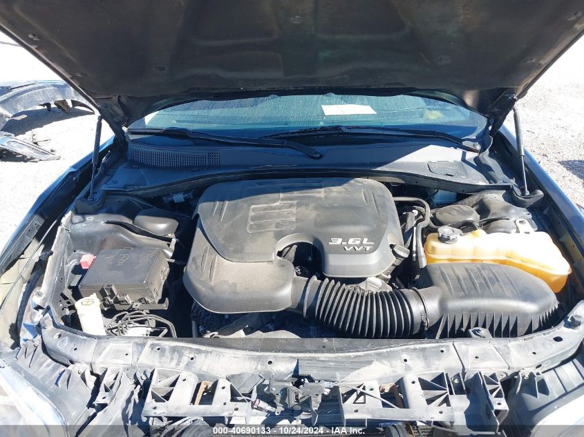 2019 Chrysler 300 Touring VIN: 2C3CCAAG5KH682995 Lot: 40690133