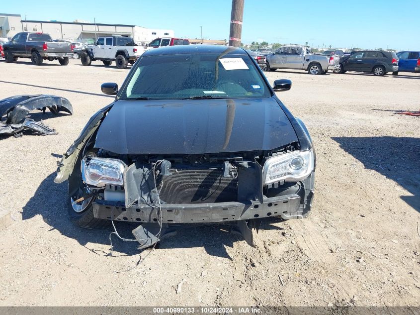 2019 Chrysler 300 Touring VIN: 2C3CCAAG5KH682995 Lot: 40690133