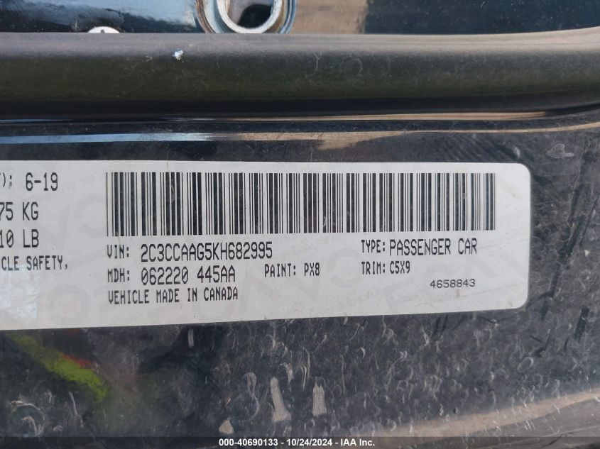 2019 Chrysler 300 Touring VIN: 2C3CCAAG5KH682995 Lot: 40690133